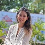 Soy empática, responsable y adaptable. Quiero dar clases a estudiantes de Primaria y ESO, apoyándolos en inglés y refuerzo escolar