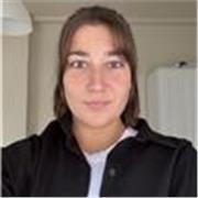 Soy estudiante universitaria. Me gustaría enseñar/cuidar a niñ@s.