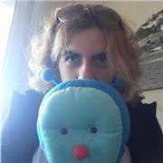 Profesora de inglés, experta en el lenguaje, que enseña a todos los niveles.