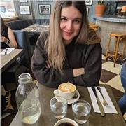 English teacher for all age groups and study styles