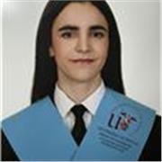 Profesora de primaria con especialidad en inglés y educación física.
