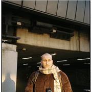 Profesor de apoyo a alumnos cursando Bachillerato Artístico