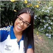 profesora de educación física y entrenamiento deportivo con experiencia en clases virtuales para niños, niñas, adolescentes y adultos