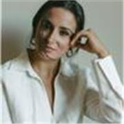 Profesora titulada en Direccion de Marketing y Gestión Comercial, especializada en negocio digital con más de 10 años de experienc