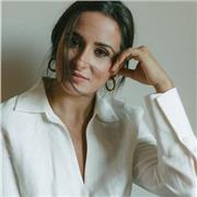 Profesora titulada en Direccion de Marketing y Gestión Comercial, especializada en negocio digital con más de 10 años de experienc