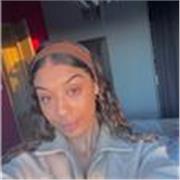 Actuellement professeur au lycée. Je suis disponible pour des cours de soutien de la primaire au lycée