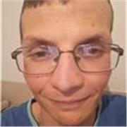 Joven de 24 años con nivel avanzado inglés. Nivel B2. Daría apoyo a cualquier alumno desde primaria hasta secundaria.