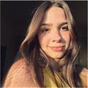 Profesora de español a niños de todas las edades