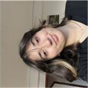 Profesora que imparte clases de español y italiano