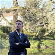 Etudiant en master métier de l'enseignement et de l'éducation. Je propose mes services pour l'aide aux devoirs