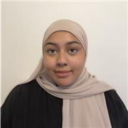 English tutor teaching beginners and intermediate level to people of all ages