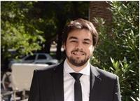 Médico con amplia experiencia en docencia universitaria y secundaria