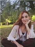 Studentessa magistrale di lingue e letterature straniere impartisce lezioni online di lingua olandese