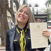 Insegnante di italiano, storia, geografia e latino é disponibile per lezioni online, cerco di trasmettere quotidianamente la passione ai miei studenti e di rendere, attraverso metodologie innovative, lo studio meno pesante.