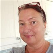 Happy Canadian Mother-tongue English ESL teacher for you