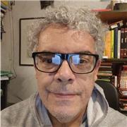 Professor de e Geografia, da educação infantil ao ensino médio. Lattes: pq.br/
