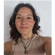 I have a native level of English. My main focus is speaking and helping students feel comfortable in their englsih skills