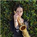 Estudiante de grado superior de música imparte clases de saxofón, lenguaje/ teoría musical e inicia