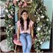 Entusiasta, creativa, motivadora, comprometida. Me gusta enseñar inglés mayormente a niños en etapa escolar