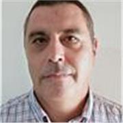 Profesor titulado con mas 25 años de experiencia. +
