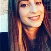 Laureata in Letterarura e Storia dell'arte offre lezioni private in materie umanistiche