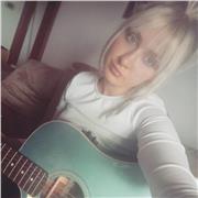 Studentessa madrelingua italiana offre ripetizioni di italiano o inglese a Verona est