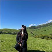 Licenciada en Educación Inicial, que imparte clases de todas las materias a niños de 4 a 8 años