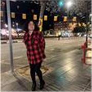 ​ Me defino como una docente de artes visuales especializada en derribar barreras. 