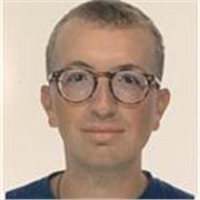 Laureato cum laude in Giurisprudenza condivide le proprie conoscenze per agevolare l'apprendimento e lo studio delle materie giuridiche