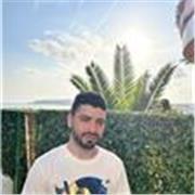Soy estudiante de programación tengo 20 y adoro la informática 