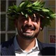 Offro ripetizioni online di Italiano per stranieri. Sono laureato nella mia più grande passione: la letteratura.