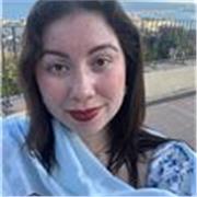 Profesora titulada en Diseño Grafico Titulada en Diseño Gráfico y Marketing digital con más de 5 años de experiencia. 