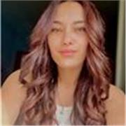 Studentessa universitaria da ripetizioni a Napoli di inglese per scuole elementari, medie e superiori
