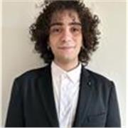 Laureando in Business and Economics e Sviluppo e Cooperazione Internazionale offre aiuto compiti