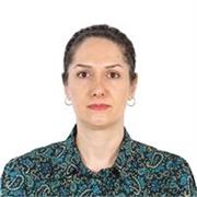 Englischlehrerin mit mehr als 10 Jahren Unterrichtserfahrung (online, persönlich) und einem TEFL-Zertifikat von Cambridge