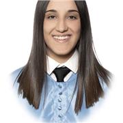 Soy una profesora muy dinámica, me gusta ayudar al alumnado desde la perspectiva lúdica y la educación emocional.