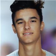 Je peux donner des cours de Maths et de physique. Je suis tres sportif et j'ai également un diplôme en tant qu'initiateur fédéral de tennis (si jamais vous recherchiez quelqu'un pour donner des cours de sport). Je peux donner des cours sur place à Lille o