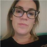 Docente di ruolo laureata in lettere classiche impartisce lezioni private di latino, greco nonché aiuto recupero insufficienze materie letterarie a studenti di ogni ordine e grado