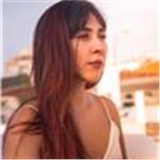 Ofrezco clases de inglés de todos los niveles. Mis clases para los más pequeños son divertidas y dinámicas. Para aquellos con más edad, imparto un inglés real y práctico. La experiencia que me avala demuestra que aprenderás inglés sin esfuerzo y todos ell