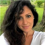 Se hai bisogno di aiuto per i compiti, sono a disposizione per supportarti secondo i tuoi tempi e le tue esigenze.