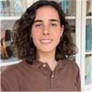 Con amplia formación en humanidades, ciencias sociales y cultura. Imparto clases a estudiantes de ESO y Bachillerato.
