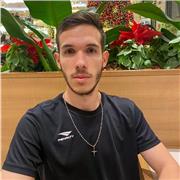 Aluno de Engenharia Elétrica na USP com experiência de um ano como monitor de Ciências Naturais no Colégio CAASO e três anos como pesquisador de iniciação científica em elétrica