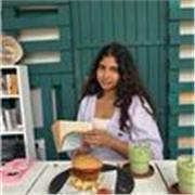 University Student Offers Engaging English Lessons for Students of All Levels
