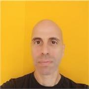 Insegnante di matematica con decenni di esperienza offre lezioni per ogni livello, dalle scuole medie fino agli esami universitari