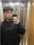 Hola, me llamo Thiago y tengo 16 años. Me gustaría poder ayudar a niños de primaria y/o ESO. Soy aplicado, paciente y puntual.