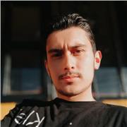 Maestro de música con experiencia en clases para niños, jóvenes y adultos y otros trabajos