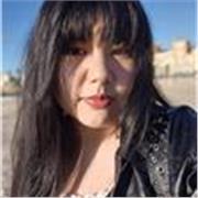 Estudiante de periodismo en la UCM, ofrezco mi ayuda como profesora particular en lengua española y literatura.