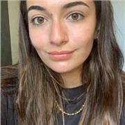 Étudiante en médecine disponible pour de l'aide aux devoirs