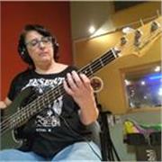 Clases de bajo eléctrico presenciales y Online