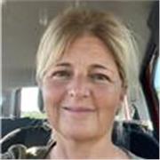 Madrelingua inglese pisana amante della natura e comunicazione 